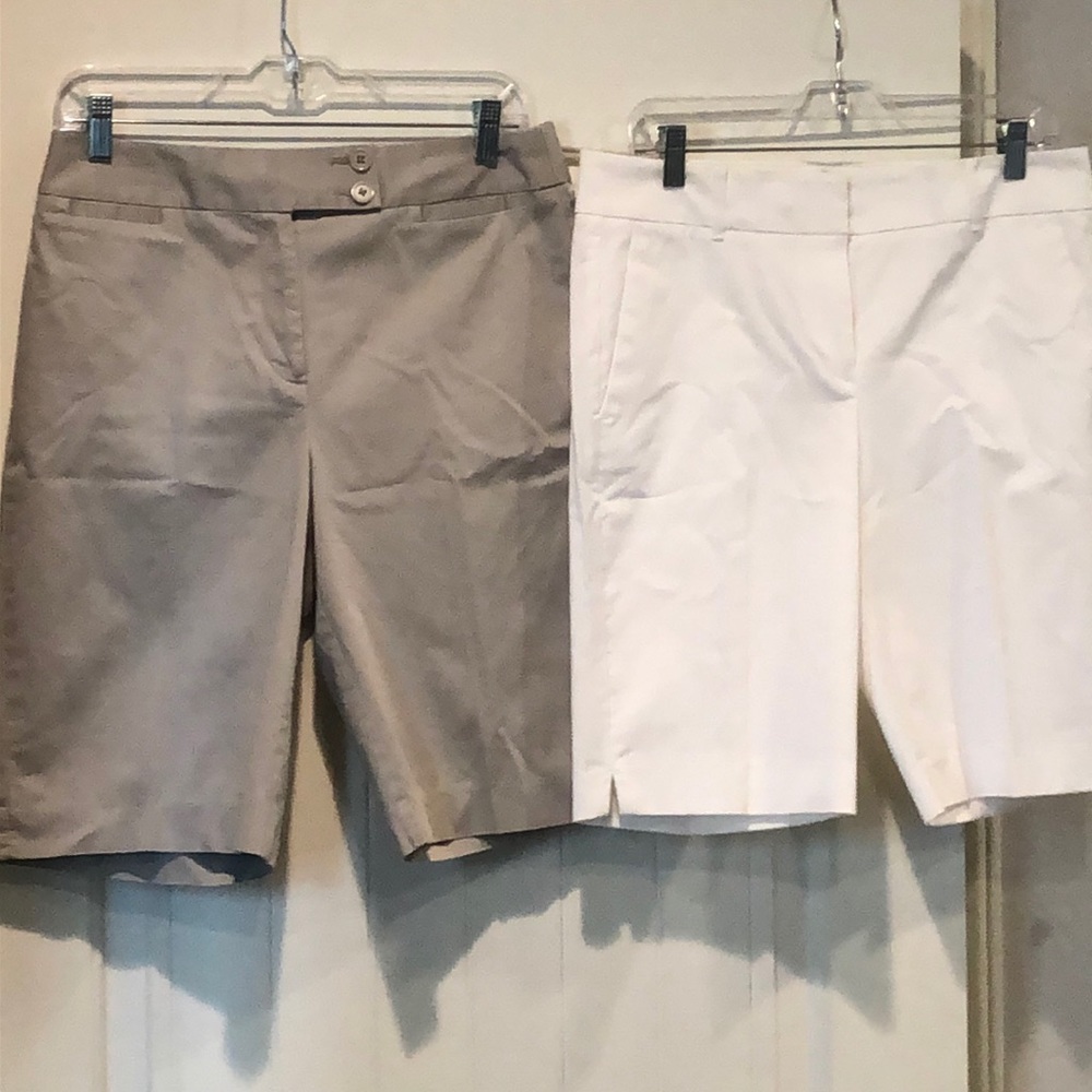 Bundle of 2 Bermuda shorts